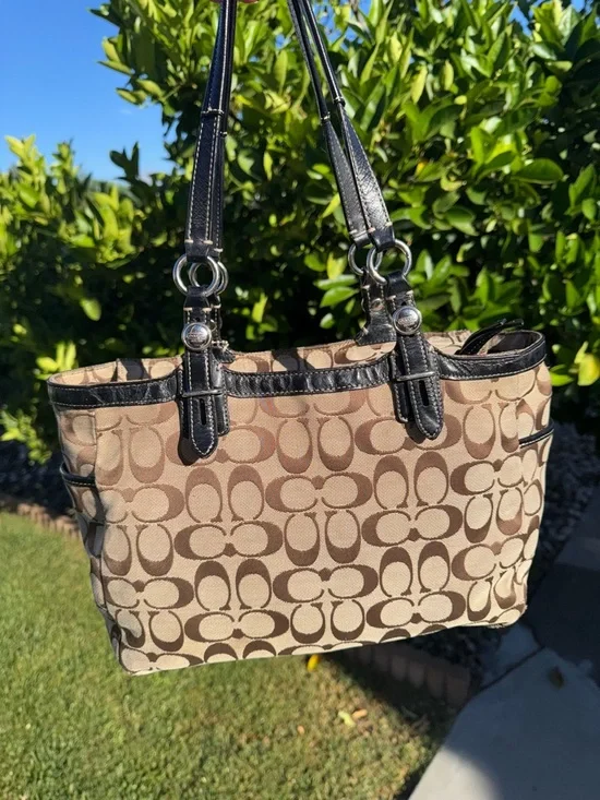 COACH VTG Signature Gallery East-West Y2K Tan Canvas Leather Tote Shoulder Bag - Picture 11 of 17